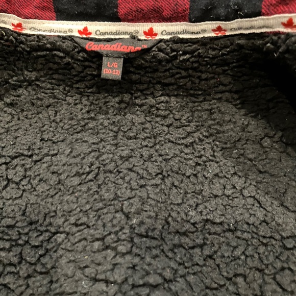 Canadiana Fleece Jacket - youth size 10-12 - Picture 4 of 4